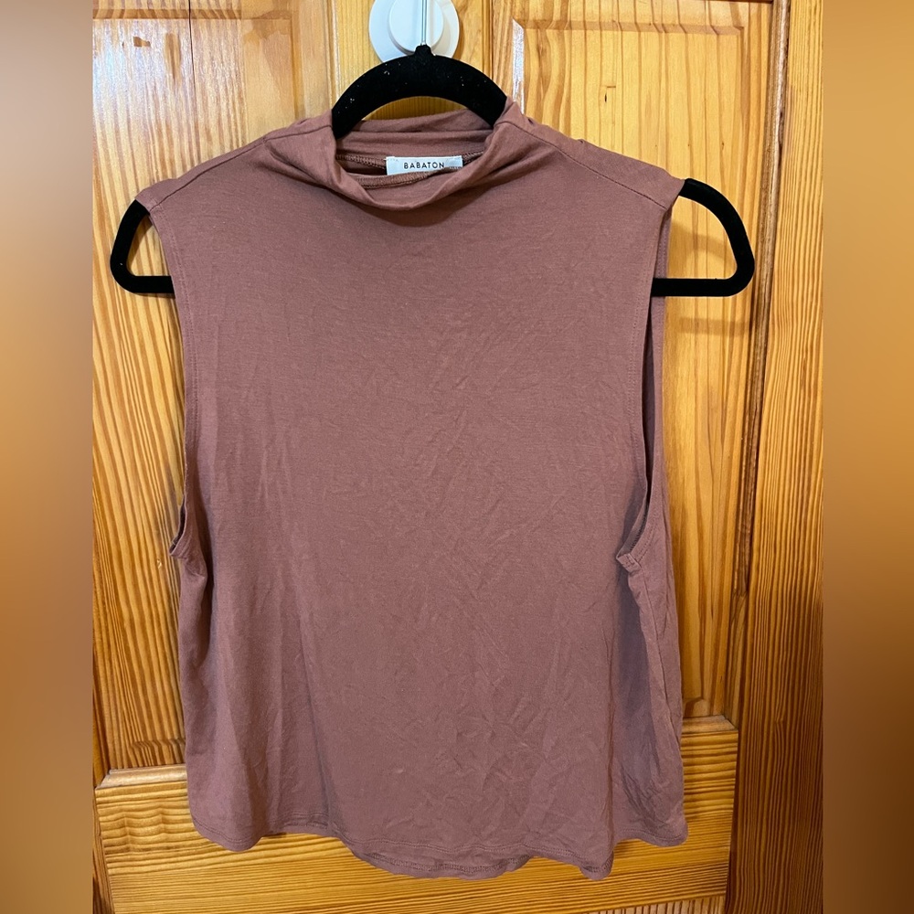 Aritzia Babaton Blouse - Picture 2 of 6
